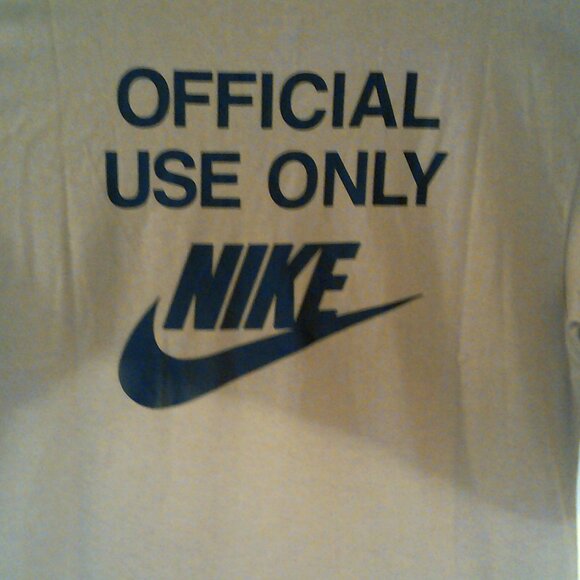 NEW NIKE NSW "Official Use Only Max 90 Tee" MEN'S BEIGE T-SHIRT SMALL HJ0774-297 - Picture 2 of 8
